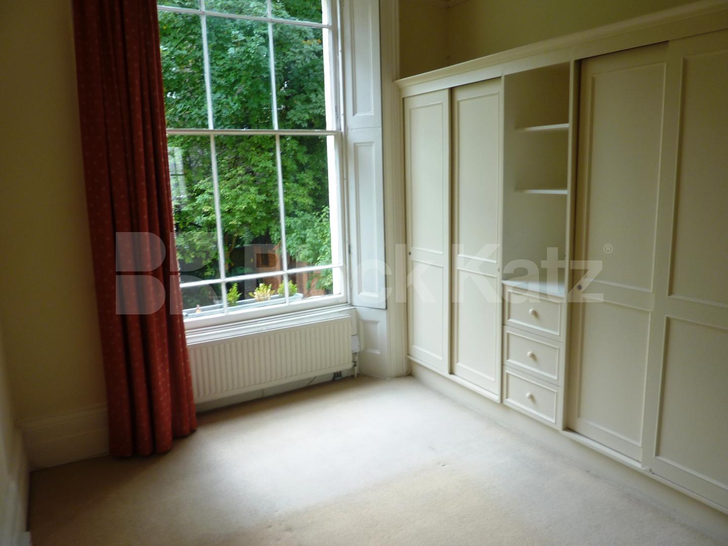 			NEW INSTRUCTION!, 2 Bedroom, 1 bath, 1 reception Flat			 Regents Park Road, REGENTS PARK - PRIMROSE HILL